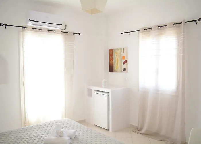 Maistrali ゲストハウス Provatas